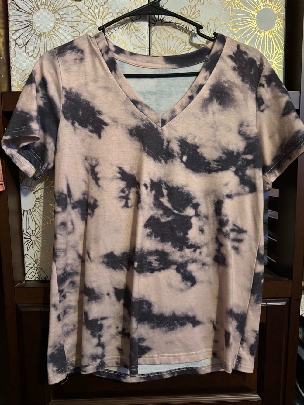 SHEIN Pink & Black Tie-Dye V-Neck Tee